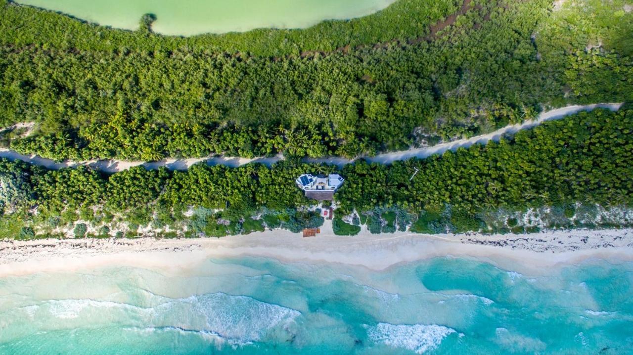 Casa Pelicanos Tulum Beach Mx - Next To Hotel Zone Buitenkant foto