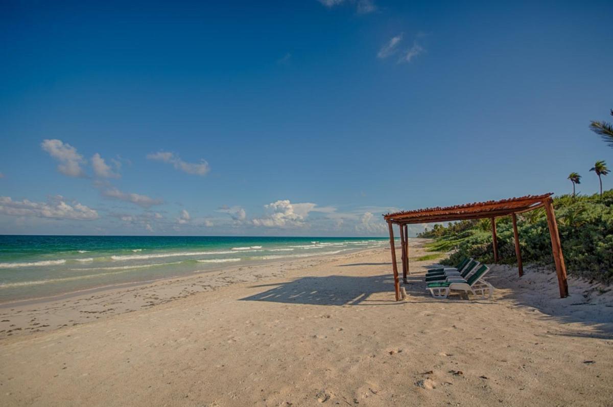 Casa Pelicanos Tulum Beach Mx - Next To Hotel Zone Buitenkant foto