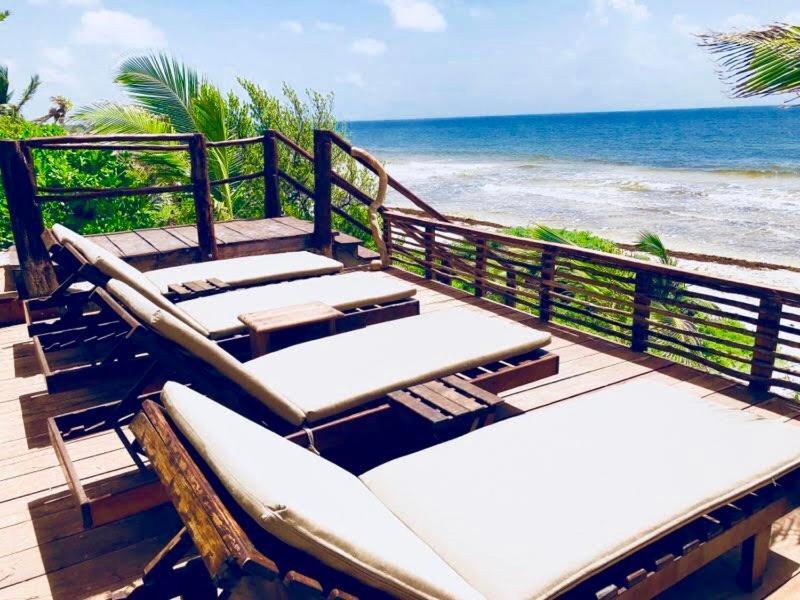 Casa Pelicanos Tulum Beach Mx - Next To Hotel Zone Buitenkant foto